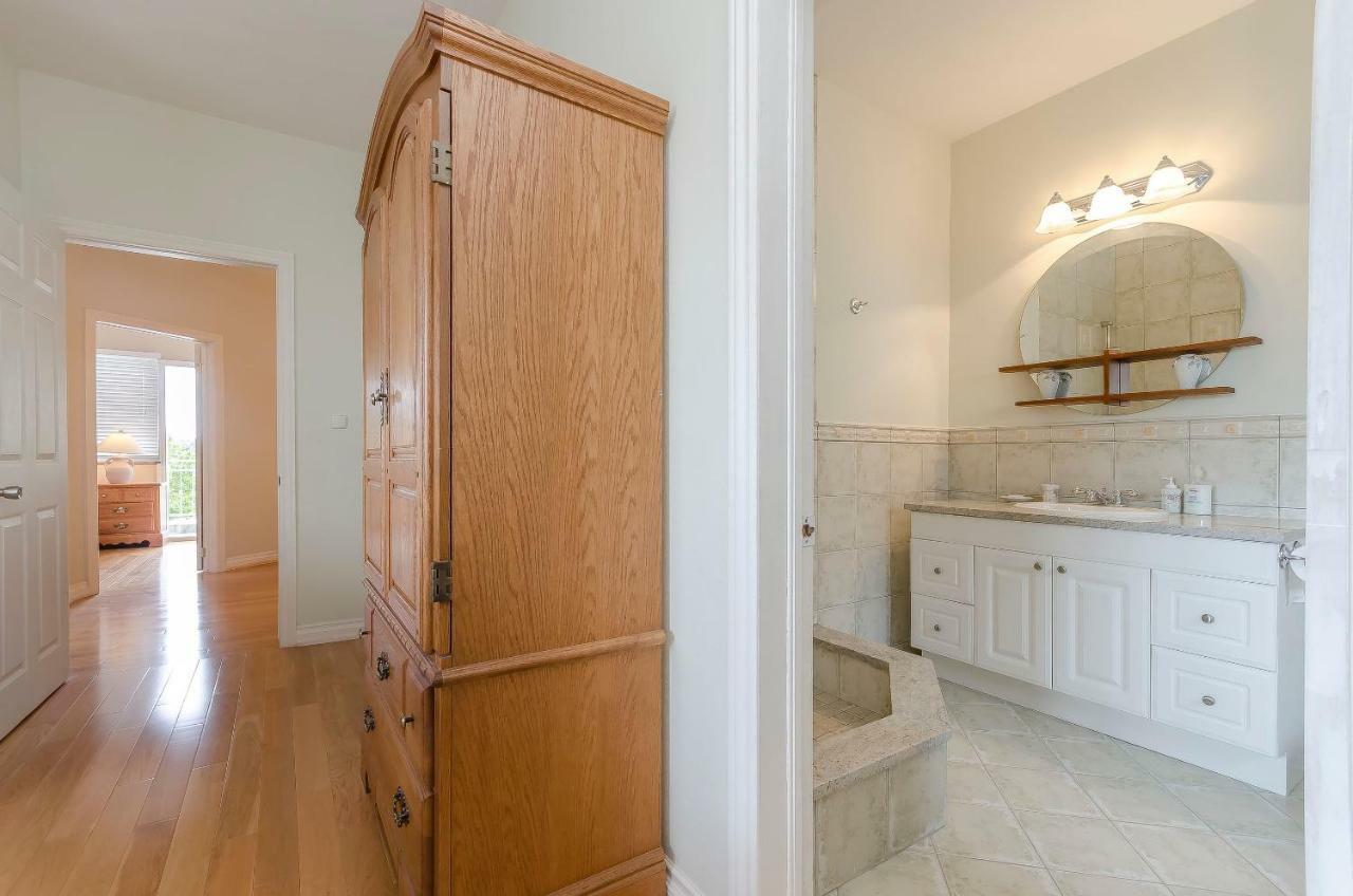Apartment Canada Dream Vacation Срима Экстерьер фото