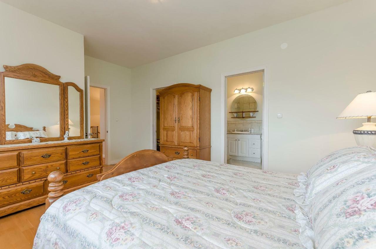 Apartment Canada Dream Vacation Срима Экстерьер фото