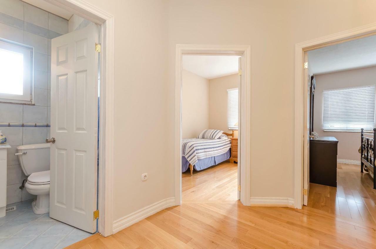 Apartment Canada Dream Vacation Срима Экстерьер фото